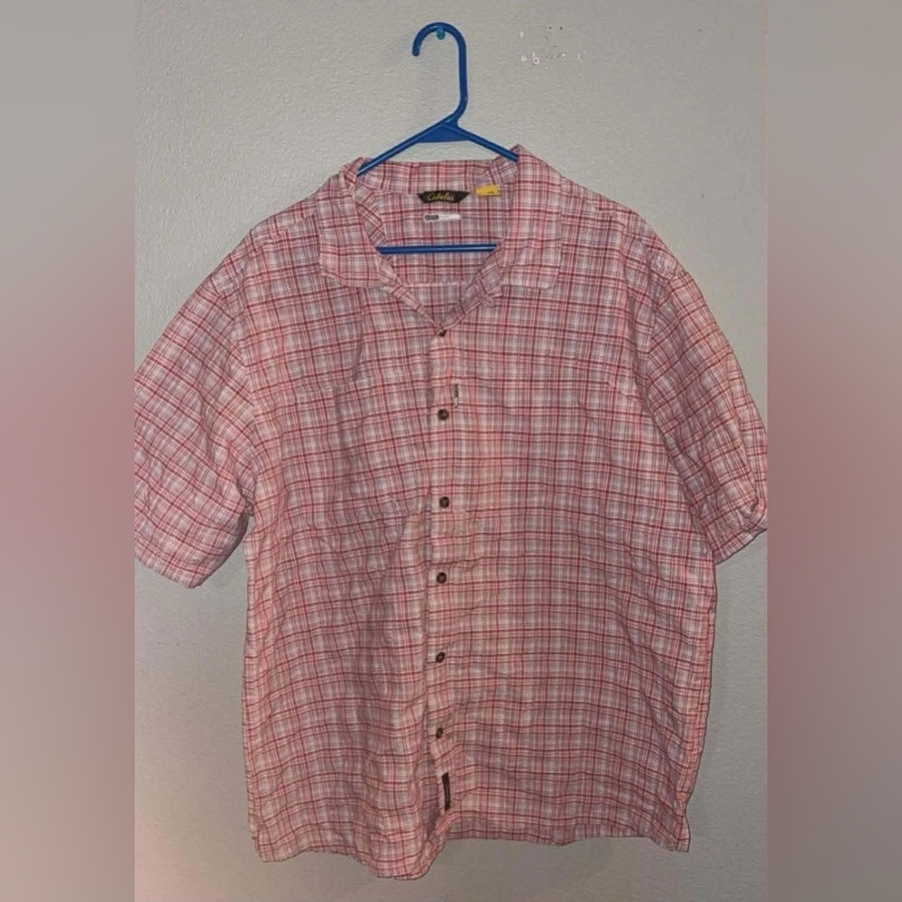 Cabela's Men's Red, Orange, and White Plaid Short-Sleeve Button-Down Shirt